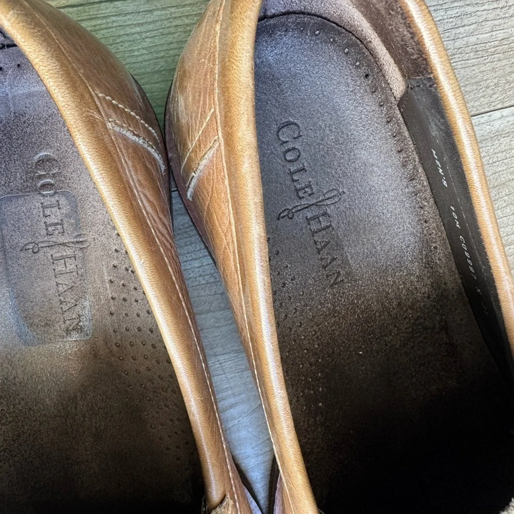 Men’s Cole Haan slip-on loafer Shoes Lt brown leather Size 10 M
